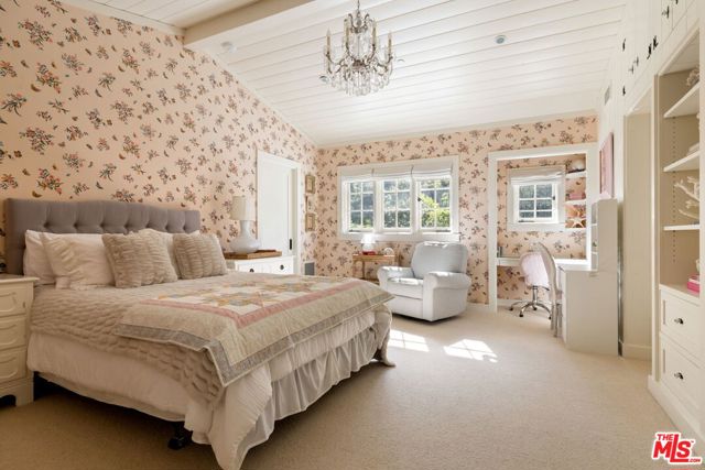 1900 Old Ranch Road, Los Angeles CA: https://media.crmls.org/mediaz/fd8e86c5-877d-40be-87af-af1410bd0b81.jpg