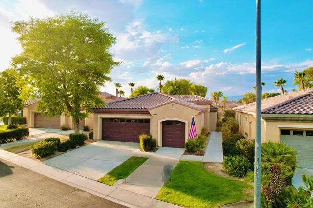 82126 Travolta Ave Avenue, Indio CA: https://media.crmls.org/mediaz/fd8f47c8-c2c5-42d7-80e1-087173b48b57.jpg