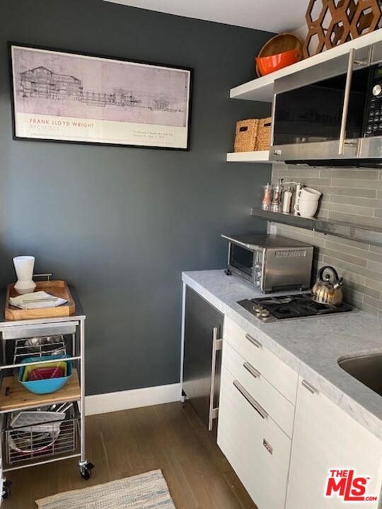 745 -747 1/4 N Hayworth Avenue, Los Angeles CA: https://media.crmls.org/mediaz/fd90bfad-4688-4b8c-ad51-f184e816e49d.jpg