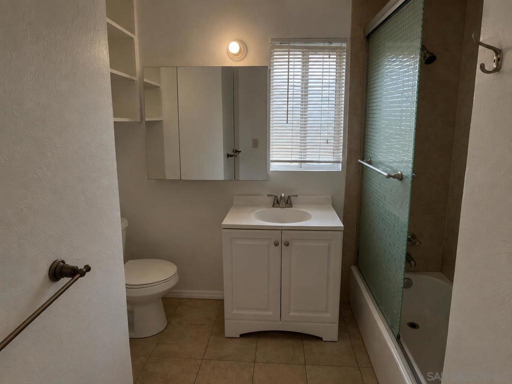 950 Washington Ave - photo 13