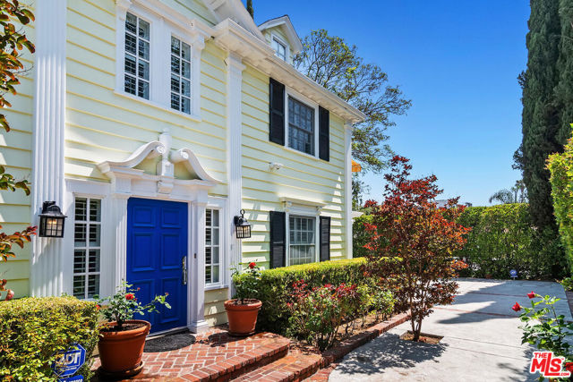12039 Weddington Street photo 1