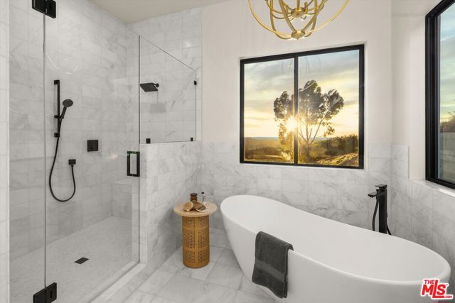 2082 Las Canoas Road, Santa Barbara CA: https://media.crmls.org/mediaz/fd9264eb-7379-4e8a-9b13-8c04208dc6b2.jpg