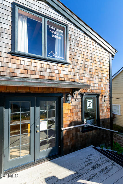 Image 14 of 21 For 45040 Main Street