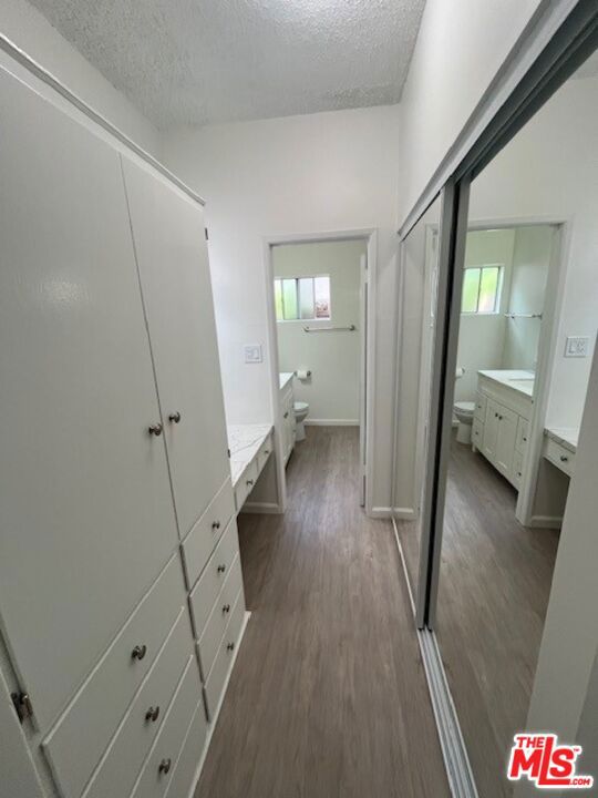 8615 Balboa Boulevard, Northridge CA: https://media.crmls.org/mediaz/fd93a37c-e424-4a4a-9cce-d02075cf4c9d.jpg
