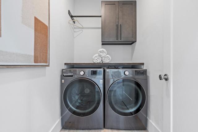 3807 Madrone Avenue, Oakland CA: https://media.crmls.org/mediaz/fd93ed4d-a8e0-4bce-87c5-5a70e6dc51e4.jpg