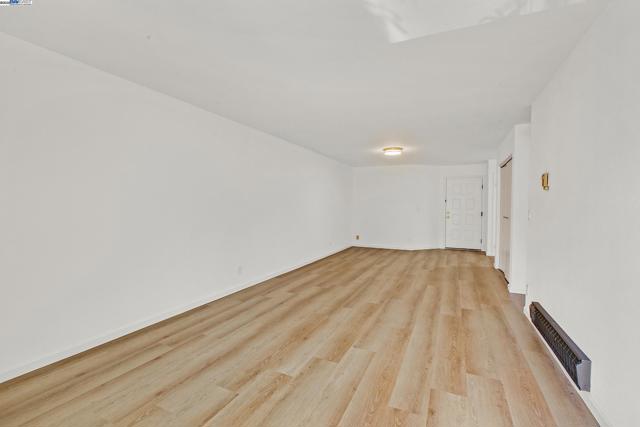 47112 Warm Springs Blvd, Fremont CA: https://media.crmls.org/mediaz/fd944800-7eb4-4c7f-a66e-19424c6128e7.jpg