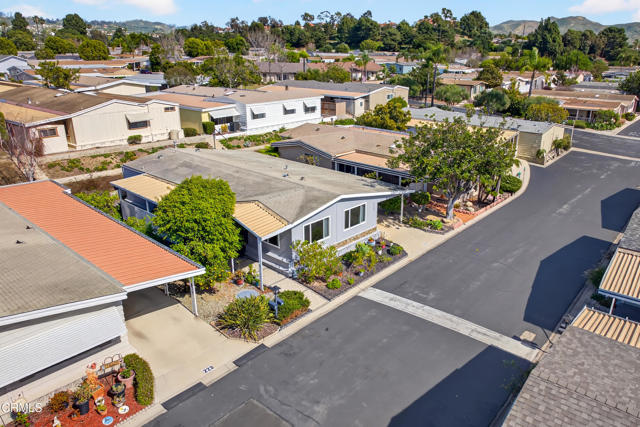 Detail Gallery Image 33 of 37 For 222 Calle Fronte #29,  Camarillo,  CA 93012 - 2 Beds | 2 Baths