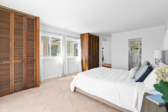 1978 Beryl St, San Diego CA: https://media.crmls.org/mediaz/fd9595ad-37e7-4a73-ae19-93095aaa43ba.jpg