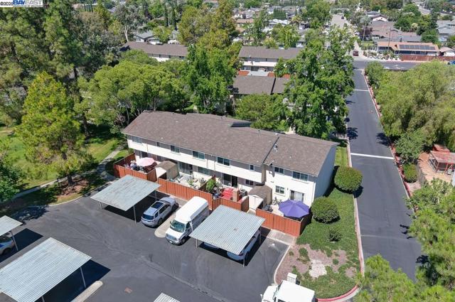 3732 Carrigan Cmn, Livermore CA: https://media.crmls.org/mediaz/fd959d66-f347-4b8c-a180-6a8071ae7f3b.jpg