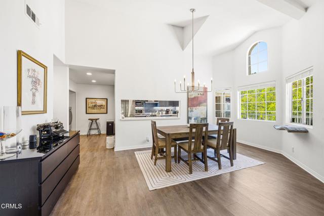 Detail Gallery Image 8 of 23 For 574 Charles St, Moorpark,  CA 93021 - 2 Beds | 2 Baths