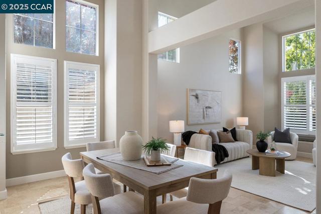 9662 Velvet Leaf Cir, San Ramon CA: https://media.crmls.org/mediaz/fd9740cc-9e71-406c-9f36-8e1f70858209.jpg