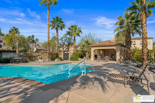 1426 Yermo Drive, Palm Springs CA: https://media.crmls.org/mediaz/fd975961-fd4d-407e-af0c-8b163440da9e.jpg