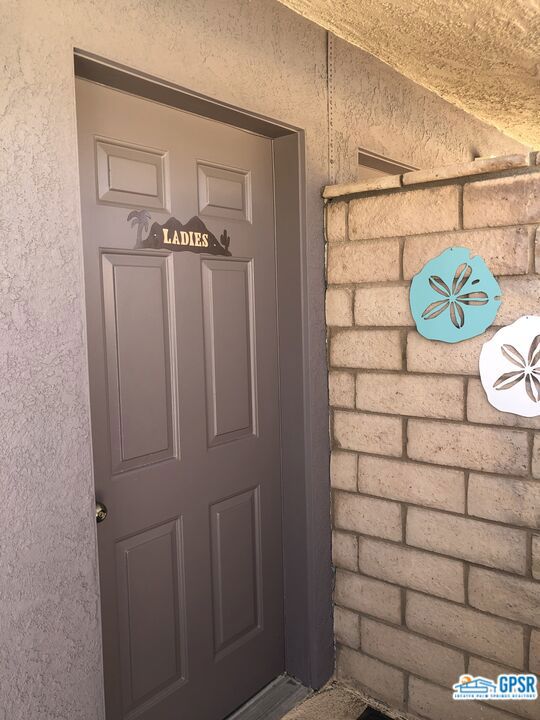 Ladies Bathroom (Community)