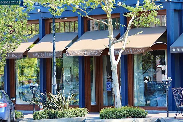 1000 Dewing Ave, Lafayette CA: https://media.crmls.org/mediaz/fd97b485-5d84-45c6-93e3-7afbb073e353.jpg