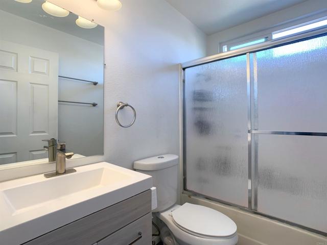 Detail Gallery Image 16 of 21 For 452 Feliz, Perris,  CA 92571 - 3 Beds | 2/1 Baths