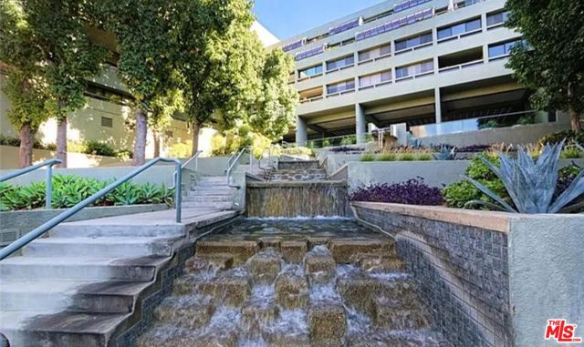 880 1st Street, Los Angeles, California 90012, 2 Bedrooms Bedrooms, ,2 BathroomsBathrooms,Condominium,For Sale,1st,24431939