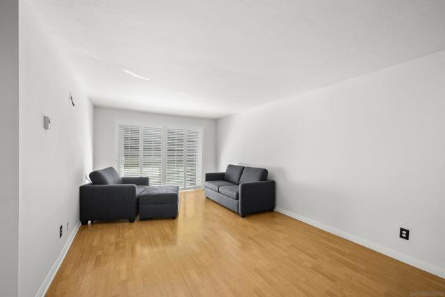4651 Pico St, San Diego CA: https://media.crmls.org/mediaz/fd99d53a-ef28-49af-8cd4-7470ce8d3b41.jpg