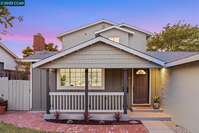 2283 Greenwich Rd, San Pablo CA: https://media.crmls.org/mediaz/fd9bc0ff-504c-44af-b04d-75329487646c.jpg