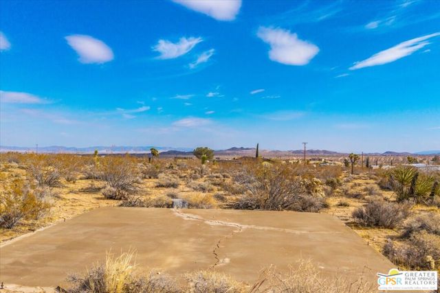 0 Perris Street, Yucca Valley CA: https://media.crmls.org/mediaz/fd9bf2ff-6436-441d-be0a-9b2137d447aa.jpg