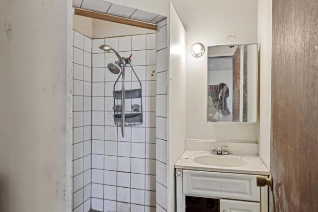 229 Elm Street, Watsonville CA: https://media.crmls.org/mediaz/fd9c1aba-93ec-45f5-bc3a-81cf11515da6.jpg