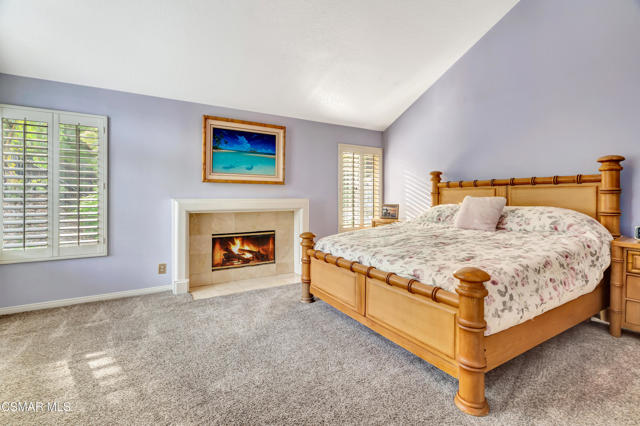 32834 Barrett Drive, Westlake Village CA: https://media.crmls.org/mediaz/fd9c44a7-7061-4855-886d-61dcdf46f9b8.jpg