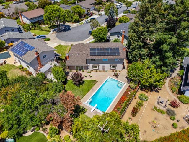 1454 Kyle Court, Sunnyvale CA: https://media.crmls.org/mediaz/fd9cb320-f599-4290-9a59-87aa093f2e4a.jpg