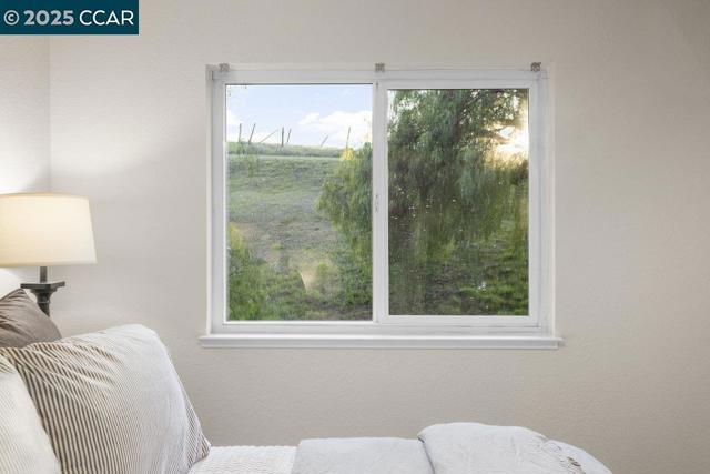 1048 SPRING VALLEY COMMON, Livermore CA: https://media.crmls.org/mediaz/fd9cd6f0-7221-496b-8755-12711b341336.jpg