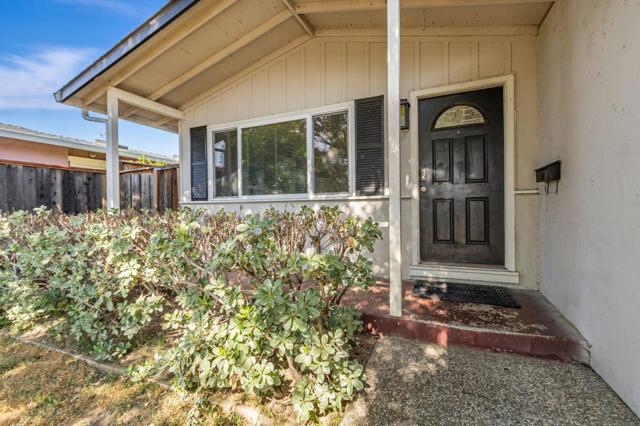 546 Menker Avenue, San Jose CA: https://media.crmls.org/mediaz/fd9d2190-2af2-4434-8927-2f022f01d75a.jpg
