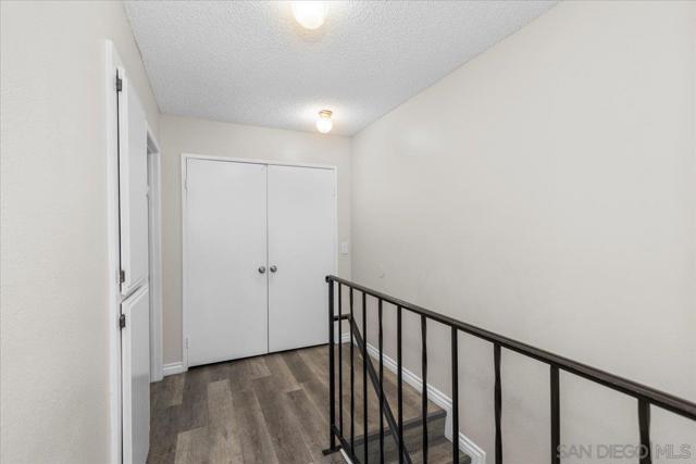 2112 East Vista Way, Vista CA: https://media.crmls.org/mediaz/fd9d9e87-7764-4eef-a705-ea3da343860e.jpg