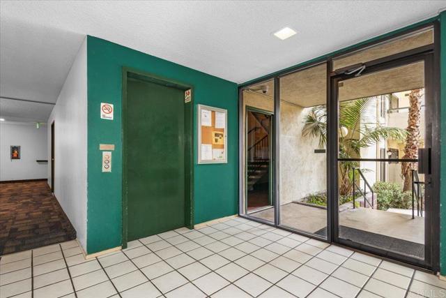Detail Gallery Image 23 of 31 For 5885 El Cajon Bld #204,  San Diego,  CA 92115 - 2 Beds | 2 Baths