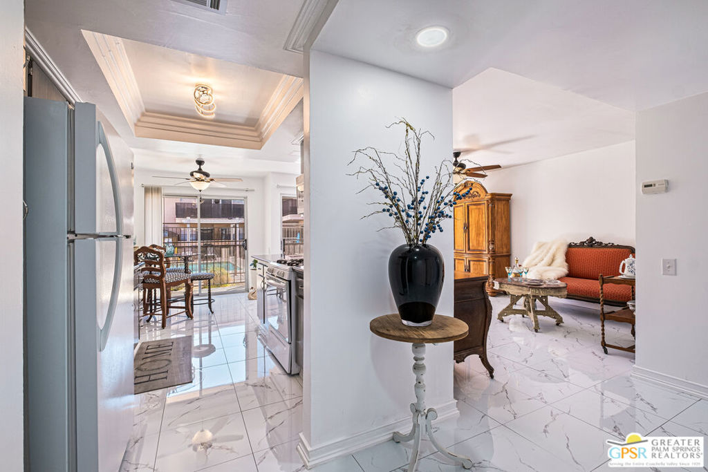 400 N Sunrise Way #106