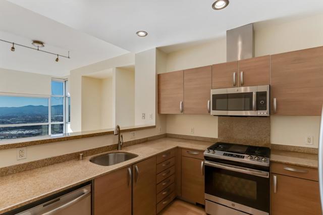1 Mandalay, South San Francisco CA: https://media.crmls.org/mediaz/fd9f6dfe-7971-49c2-b9ac-041d6cd103ff.jpg