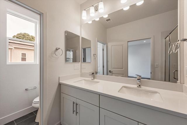 2110 Ivory Terrace, San Ramon CA: https://media.crmls.org/mediaz/fd9f955f-6395-418a-8cec-e1ef103f6175.jpg