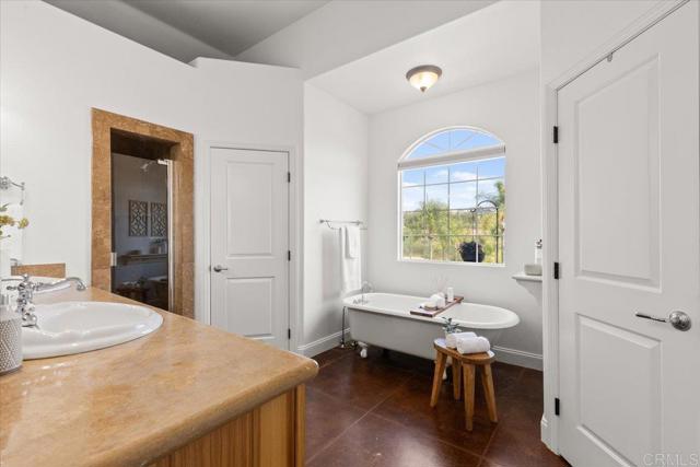 Detail Gallery Image 18 of 60 For 598 Caminito a Casa, San Marcos,  CA 92078 - 4 Beds | 3/1 Baths