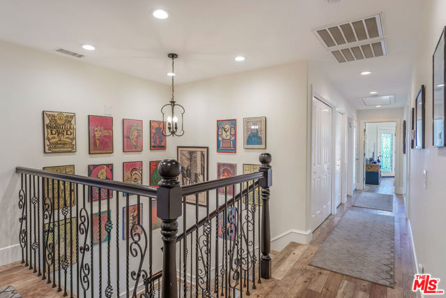 6411 W 85th Street, Los Angeles CA: https://media.crmls.org/mediaz/fda0da74-bb40-44a2-b962-eef235f0b4f1.jpg