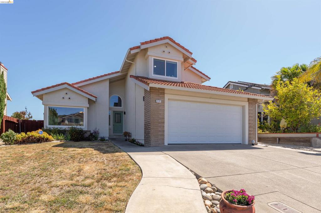 2137 Pheasant Dr