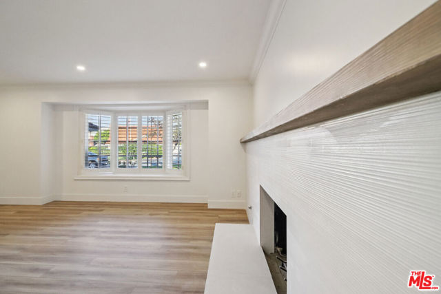 23681 Cavanaugh Road, Lake Forest CA: https://media.crmls.org/mediaz/fda1cfba-eed2-436f-9592-8f6f44f24762.jpg