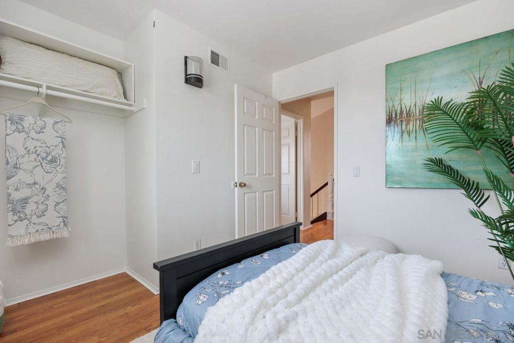 MLS #250036298SD img 19