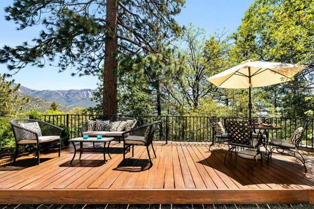 25630 Sunrise Drive, Idyllwild CA: https://media.crmls.org/mediaz/fda4a1af-2026-4058-8938-01a86a083f81.jpg