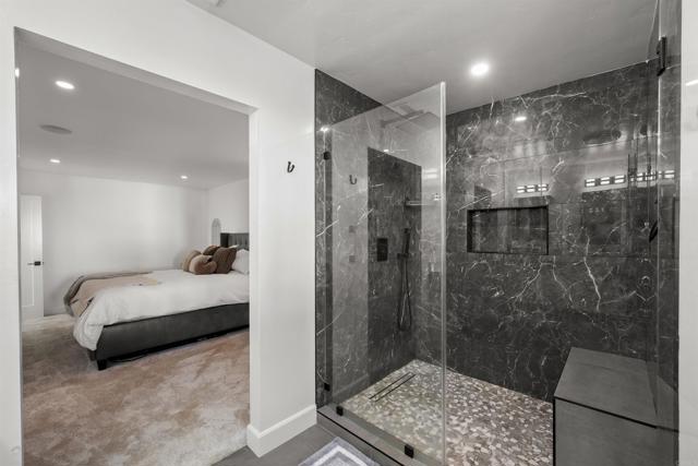 3120 Poe Street, San Diego CA: https://media.crmls.org/mediaz/fda59fad-6471-47ae-89ca-2df23fa2ede5.jpg