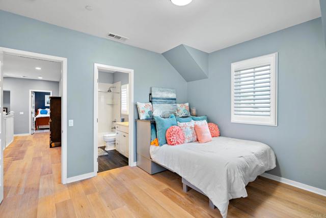 Image 37 of 48 For 1504 Halia Court