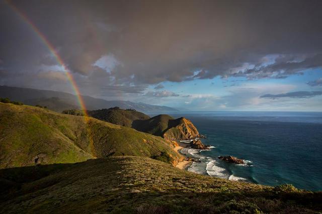 46400 Clear Ridge Road, Big Sur CA: https://media.crmls.org/mediaz/fda7bf04-5494-4c2e-8225-503574514cb3.jpg