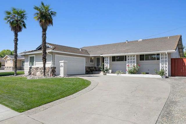 3339 Elgin Lane, San Jose CA: https://media.crmls.org/mediaz/fda7e7c2-f986-4bbb-8997-750efbccec8d.jpg