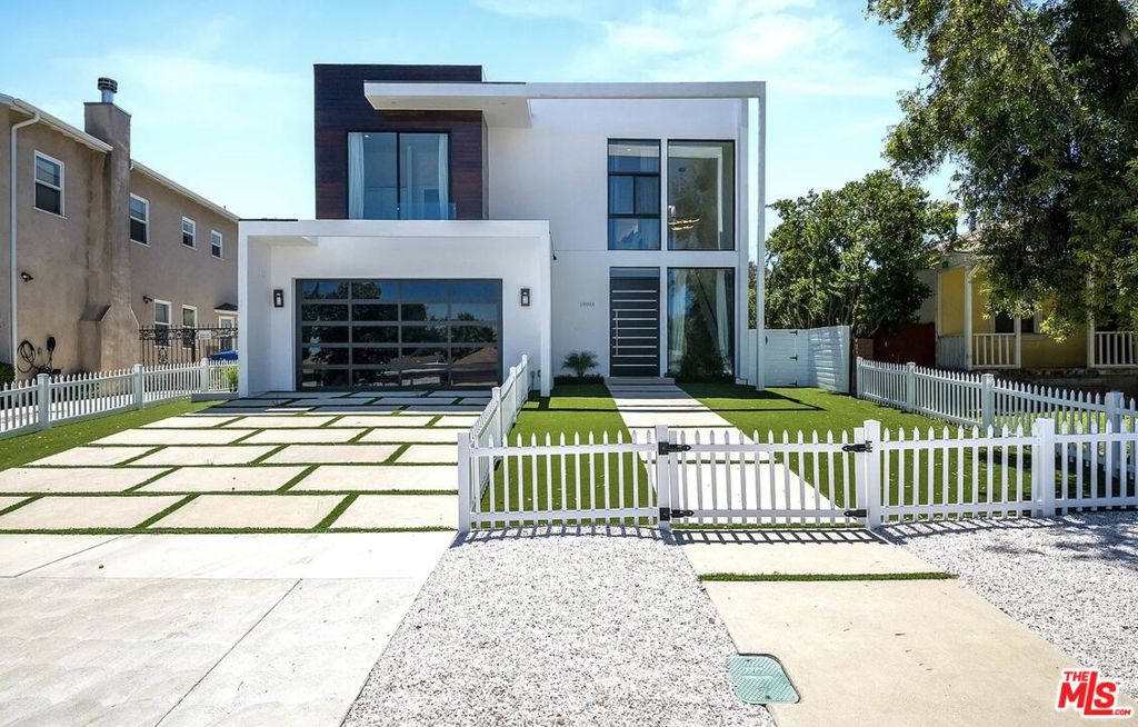 18016 Valley Vista Boulevard