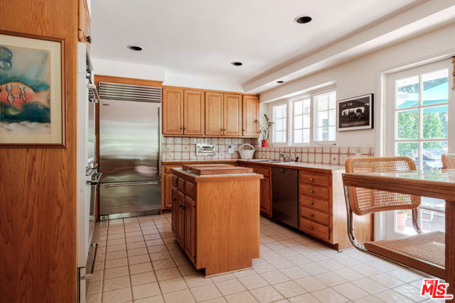 9430 Eden Drive photo 8