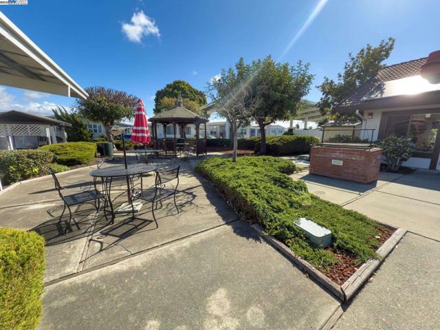 132 Jiminez, Hayward CA: https://media.crmls.org/mediaz/fda93027-b440-479b-b443-87ecbd6440eb.jpg