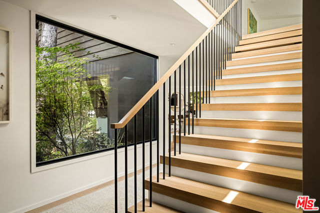 Drew Fenton | 327 E Rustic Road Santa Monica CA | MLS: 7265256