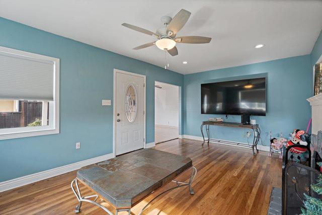 1545 E Saint John Street, San Jose CA: https://media.crmls.org/mediaz/fdaacedb-ee7f-4db8-89d9-ee7d50e9f4ab.jpg