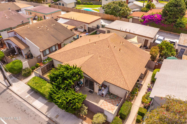 2141 Ventura Road, Oxnard CA: https://media.crmls.org/mediaz/fdabed4d-0160-4e07-b664-fcf90b21acce.jpg