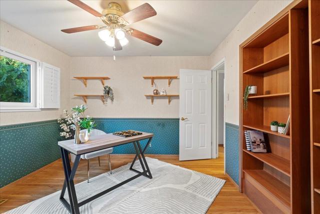 337 Roble Avenue, Redwood City CA: https://media.crmls.org/mediaz/fdad5429-aeb5-4e4c-a23a-937fa13485b3.jpg